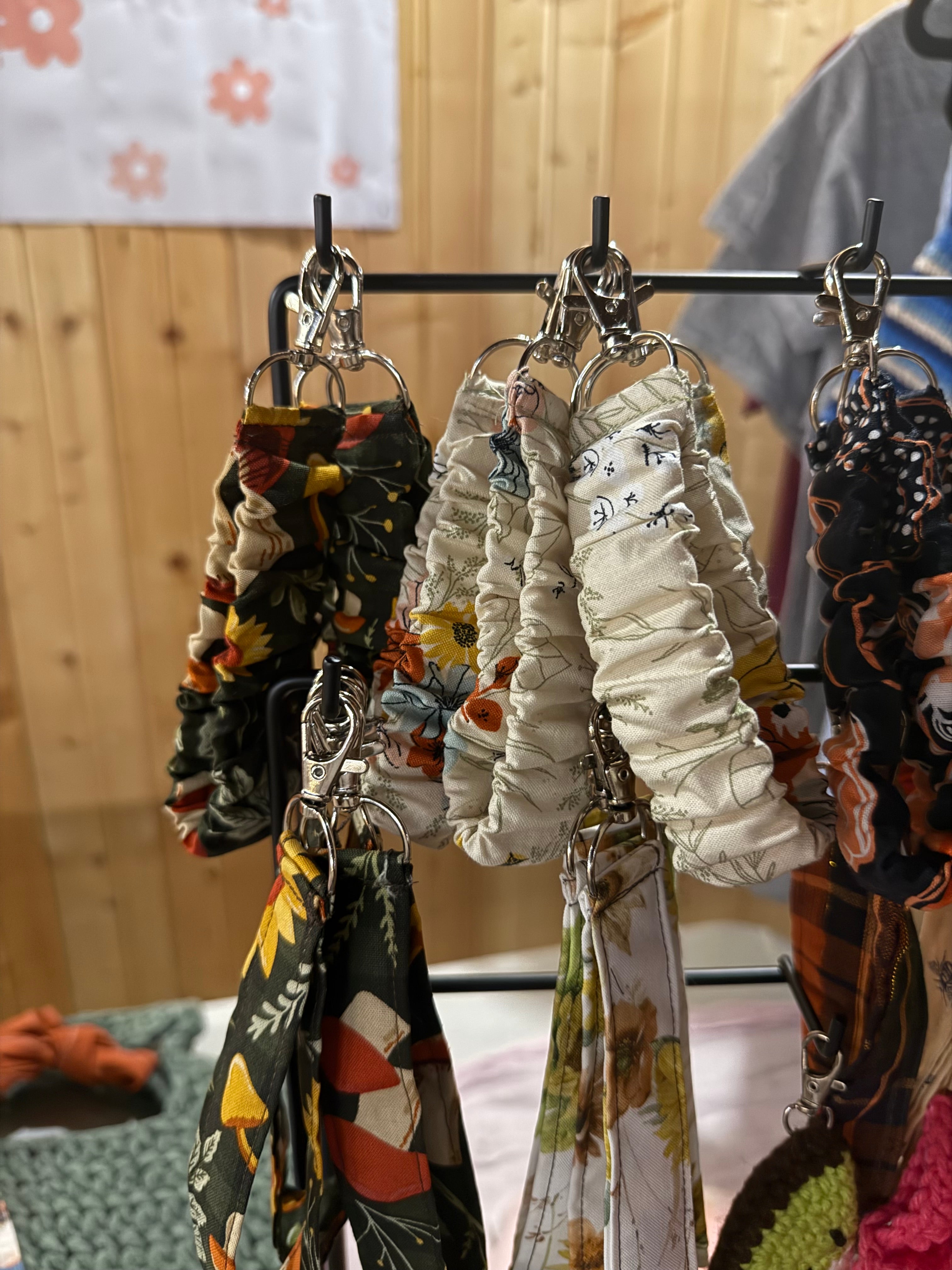 Cruz & Carry - Scrunchie Keychain