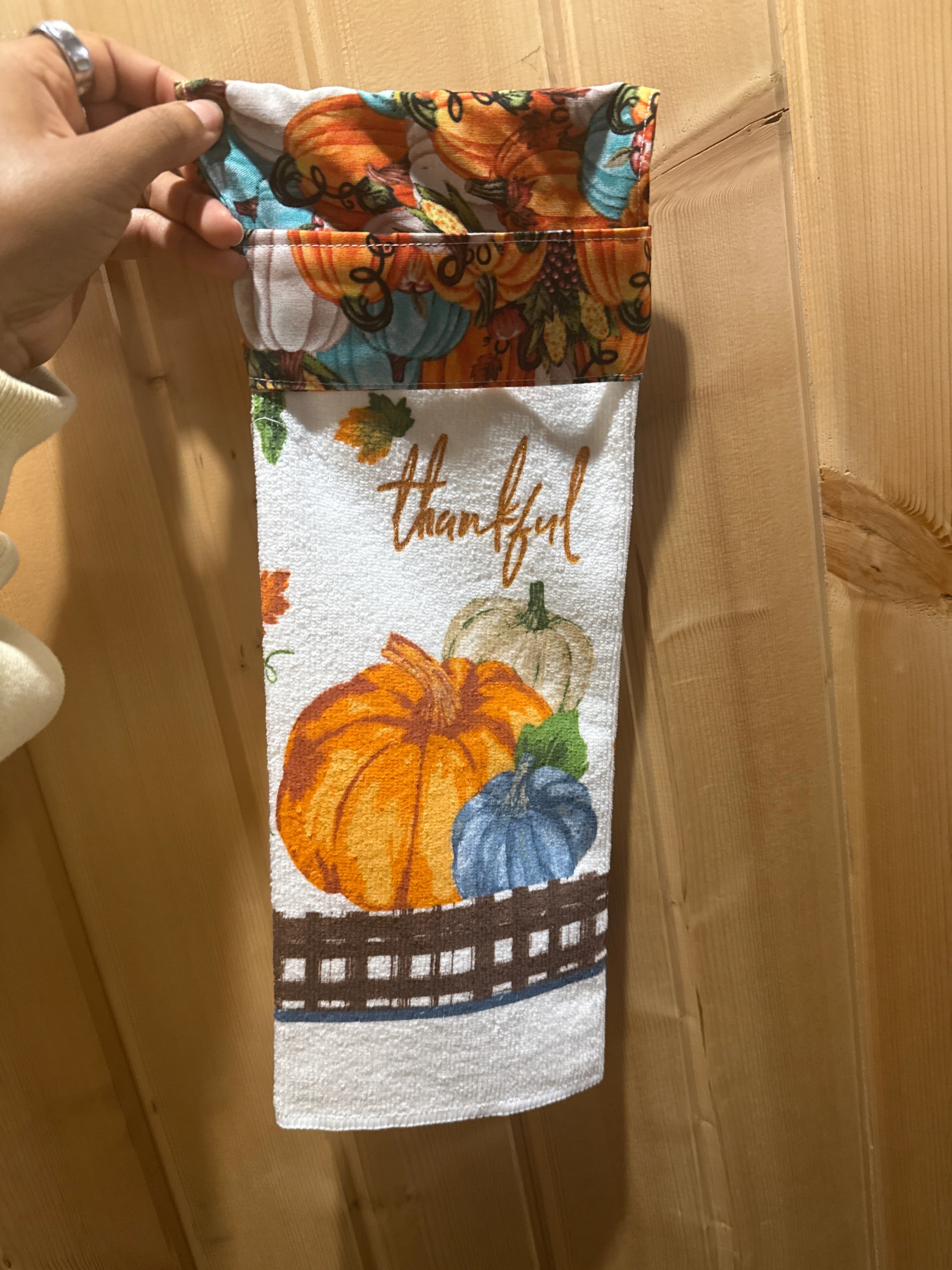 Hang Tight Kitchen Towels